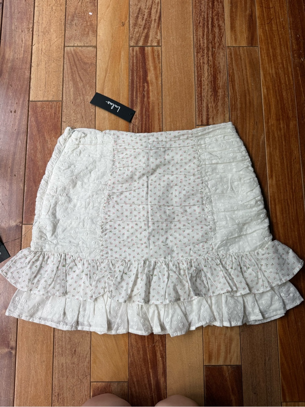 NEW WITH TAGS Lulus Bryony White Ditsy Floral Tiered Mini Skirt - Picture 6 of 6